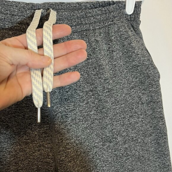 Vuori Performance Women’s Jogger The Rise The Shine Medium Size Gray Pockets - Picture 11 of 15